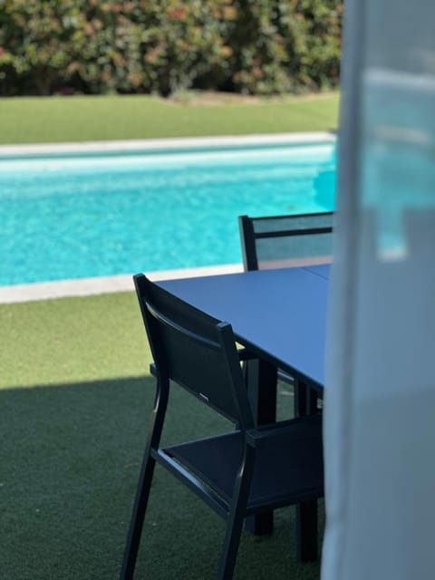 Villa golfe de saint tropez Villa in Cogolin