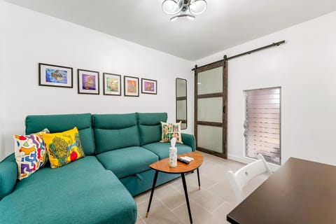 Seabreeze Hideaway B 30 Night Minimum Hotel in Hawaii Kai