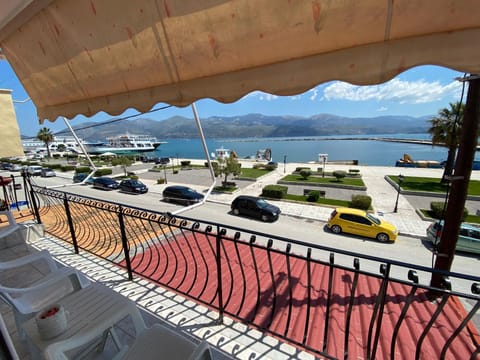 Natural landscape, View (from property/room), Balcony/Terrace, Sea view, Location