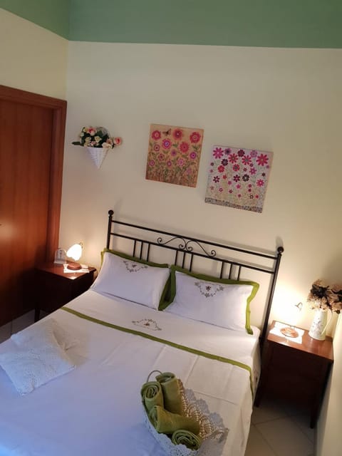 Portico Montiferru House in Sardinia