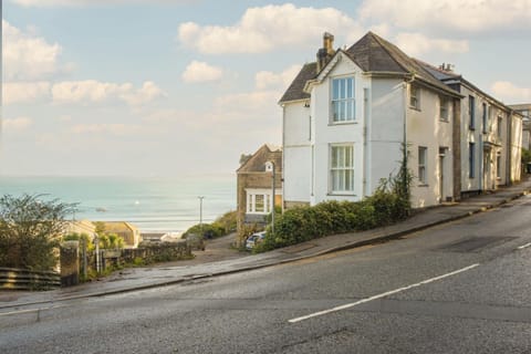 Property building, Sea view