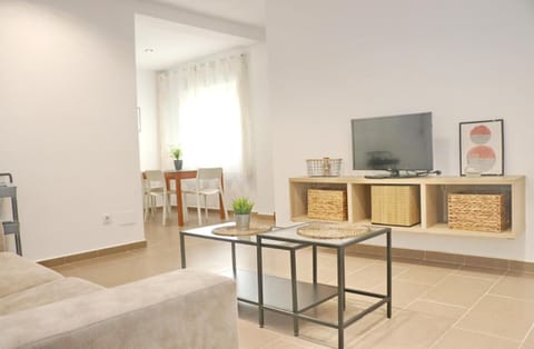 TV and multimedia, Living room, Dining area