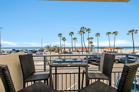213A - Take a Beach Break at Marina Del Mar - Beach & Ocean Views House in Oceanside
