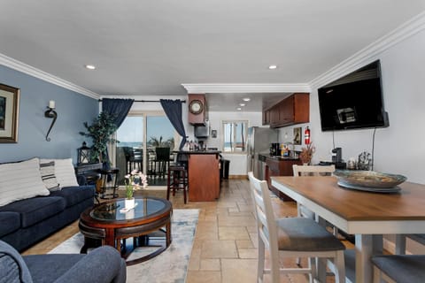 213A - Take a Beach Break at Marina Del Mar - Beach & Ocean Views House in Oceanside
