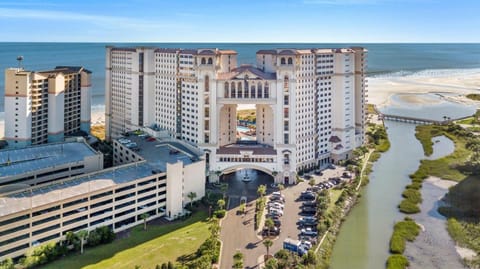 North Beach Resort and Villas #1916 - Oceanfront House in North Myrtle Beach