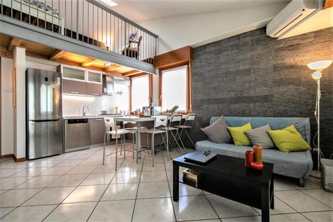 TV and multimedia, Dining area, Dinner, dishwasher