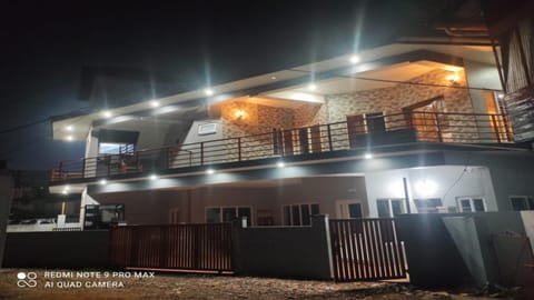 Property building, Night, View (from property/room), Balcony/Terrace