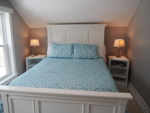 My Happy Place - Gorgeous and Great Location! House in Frankfort