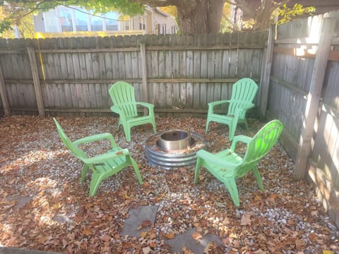 Restoration - Hot Tub, AC, and Great Location! House in Frankfort