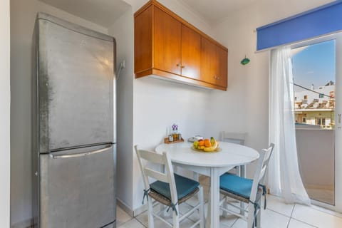 Property building, Kitchen or kitchenette, Living room