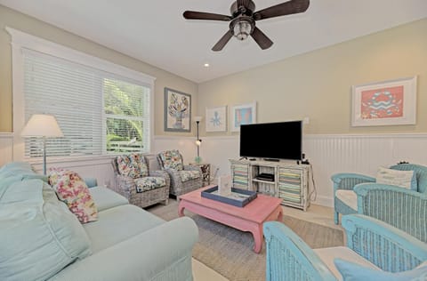 Oasis by the Beach managed by the Beach Retreats House in Holmes Beach