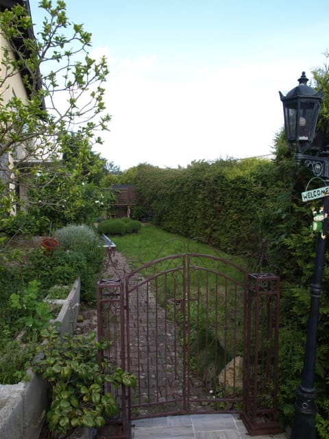 Garden, Garden view