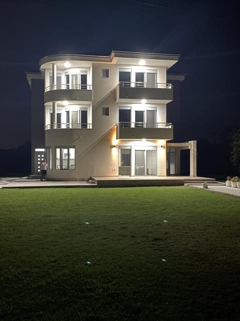 Property building, Night