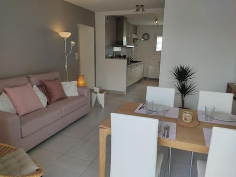 Entre Lac et Montagne Apartment in Annecy