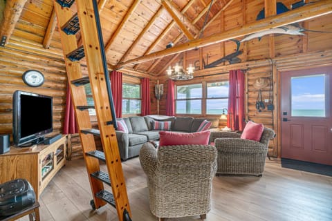 Cedar Crest House in Empire