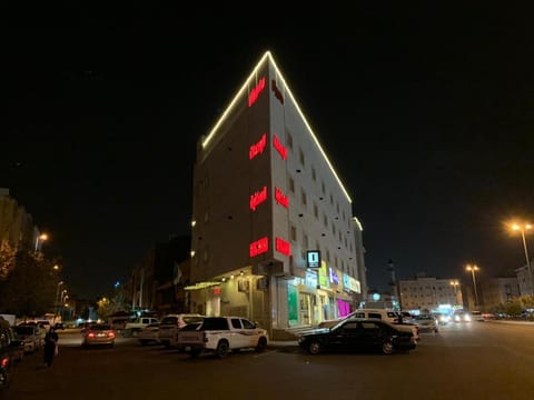 Property building, Neighbourhood, Street view, Parking