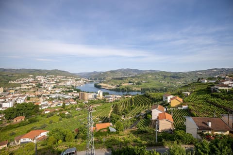 City view, River view