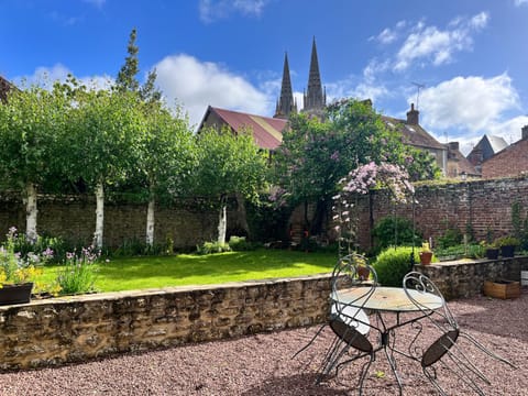 Patio, Spring, Garden, Garden view, Landmark view, Inner courtyard view