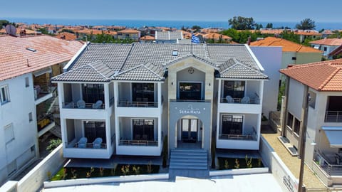 Sera-Nata Superior Suites Apartment in Nikiti