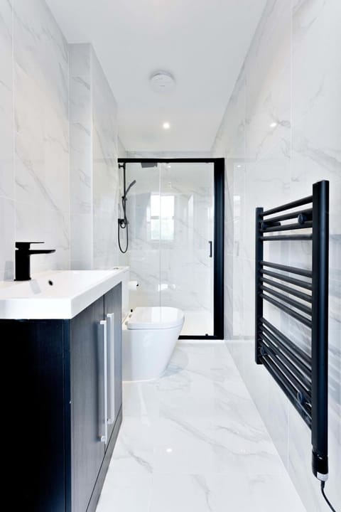 Stunning 1 Bed Apartment in Burton-on-Trent Apartment in Burton upon Trent