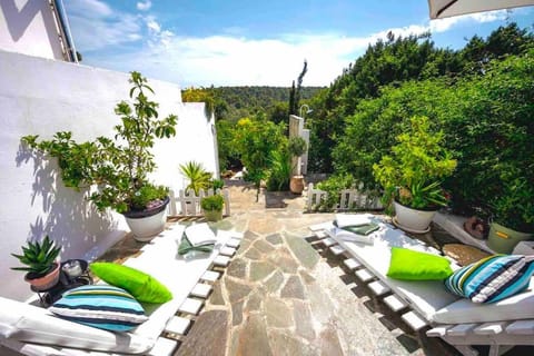 Garden, Balcony/Terrace