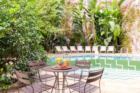 Garden, Swimming pool
