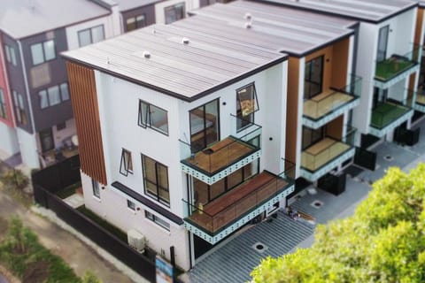 Property building, Neighbourhood, Bird's eye view, Street view