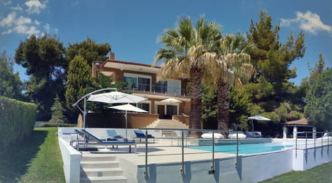 Garden, Swimming pool, Swimming pool