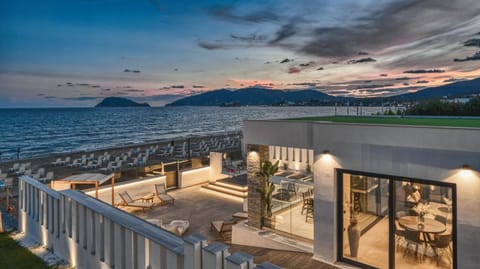 Property building, Sea view
