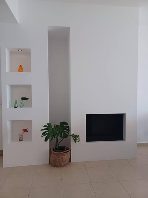 Communal lounge/ TV room, TV and multimedia, Living room