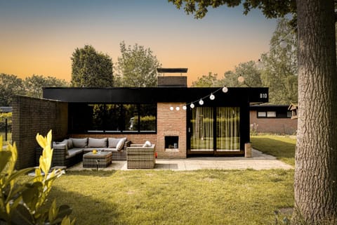Property building, Garden, Garden