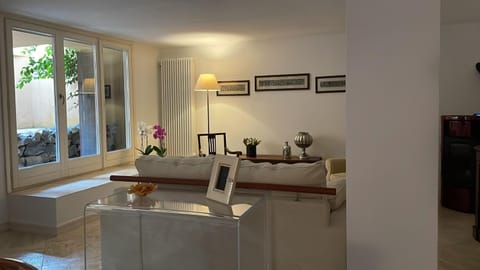 Lounge or bar