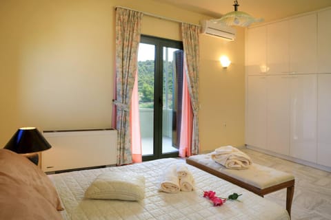 Koralia - Chanias Card Postal Villa Majestic View Villa in Chania