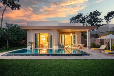 Garden, Swimming pool