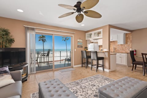 309A - Ocean and Beach View House in Oceanside