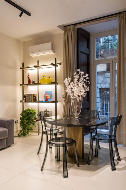 Communal lounge/ TV room, TV and multimedia, Living room, Seating area