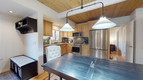 Creekside Condo 1335 House in Sun Valley