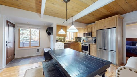 Creekside Condo 1335 House in Sun Valley