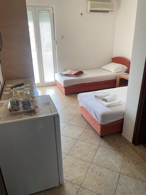 ILIC APARTMENTS Apartment in Budva