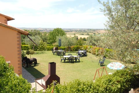 La Piaggiola degli Olivi Farm Stay in Umbria