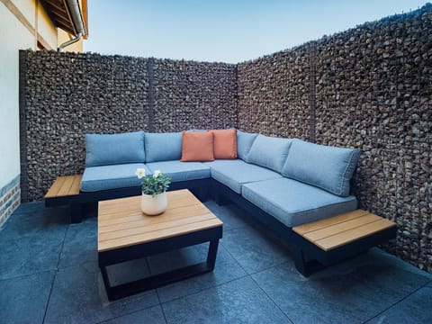 Welldone Resort / Cozy Wine Apartment in Flanders