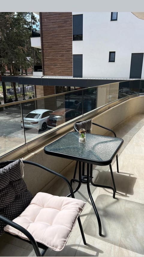 Glamur Apartman - Ulcinj Apartment in Ulcinj Municipality