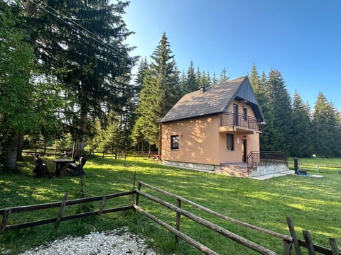 Stojovic house House in Montenegro