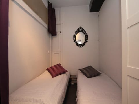 T1 splendide avec balcon et WIFI - 4 personnes - FR-1-608-46 Apartment in Auvergne-Rhône-Alpes