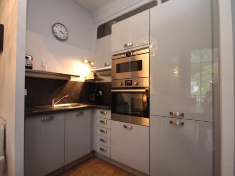 T1 splendide avec balcon et WIFI - 4 personnes - FR-1-608-46 Apartment in Auvergne-Rhône-Alpes