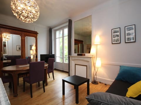 T1 splendide avec balcon et WIFI - 4 personnes - FR-1-608-46 Apartment in Auvergne-Rhône-Alpes