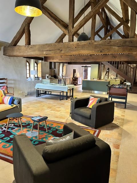 Communal lounge/ TV room, Living room