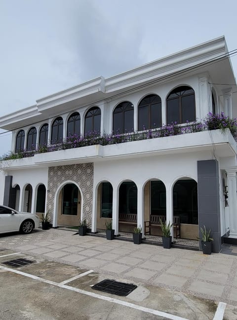Property building, Parking