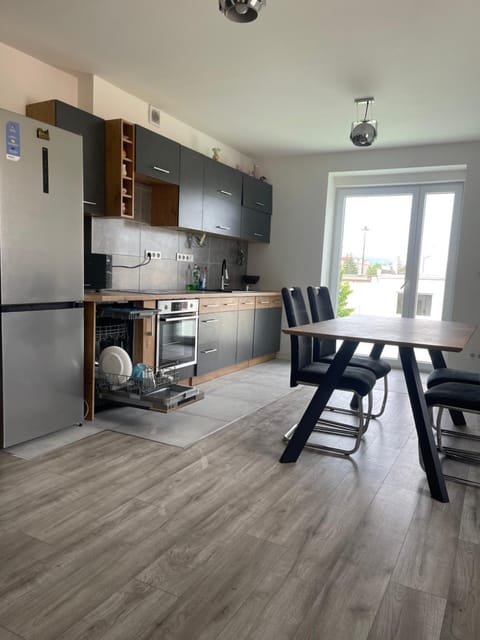 Kitchen or kitchenette, Dining area, dishwasher, oven, stove, kitchen