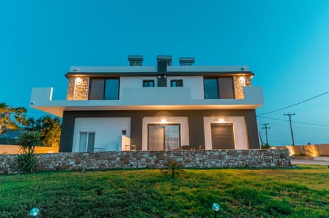 Property building, Garden, Garden view